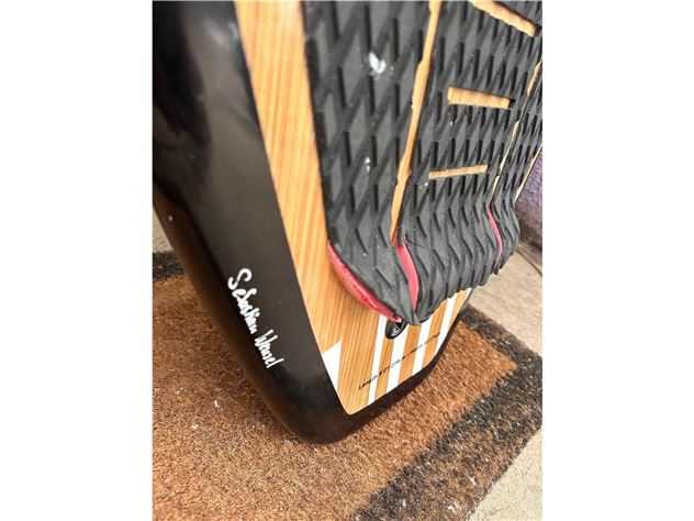 Used- Fanatic Pro Wave SUP - 135L 9"2' x 30 inches