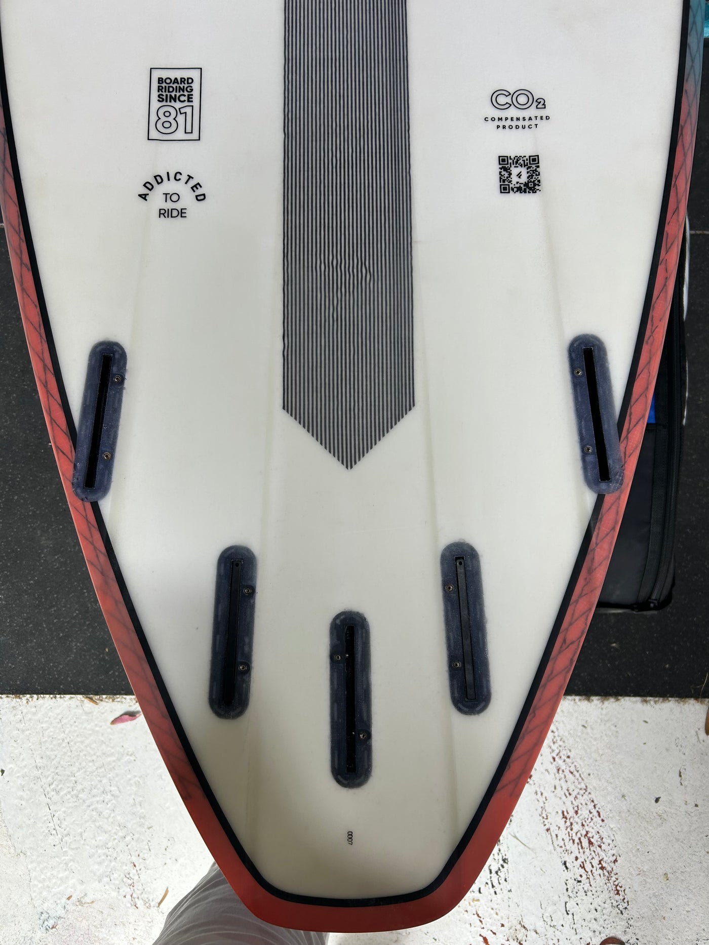 Used - Fanatic Pro Wave SUP 8’8” x 30.5” 121L