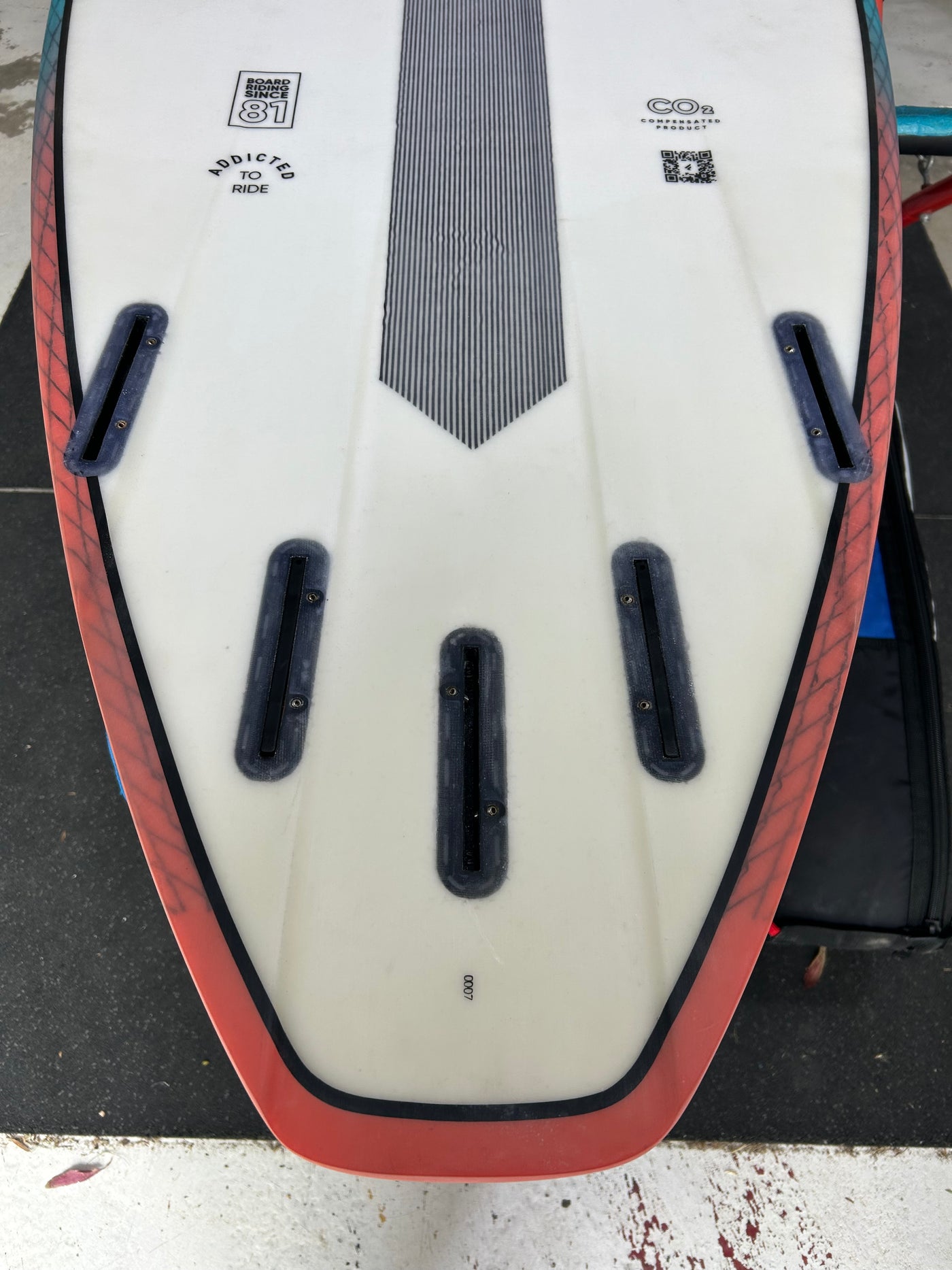 Used - Fanatic Pro Wave SUP 8’8” x 30.5” 121L