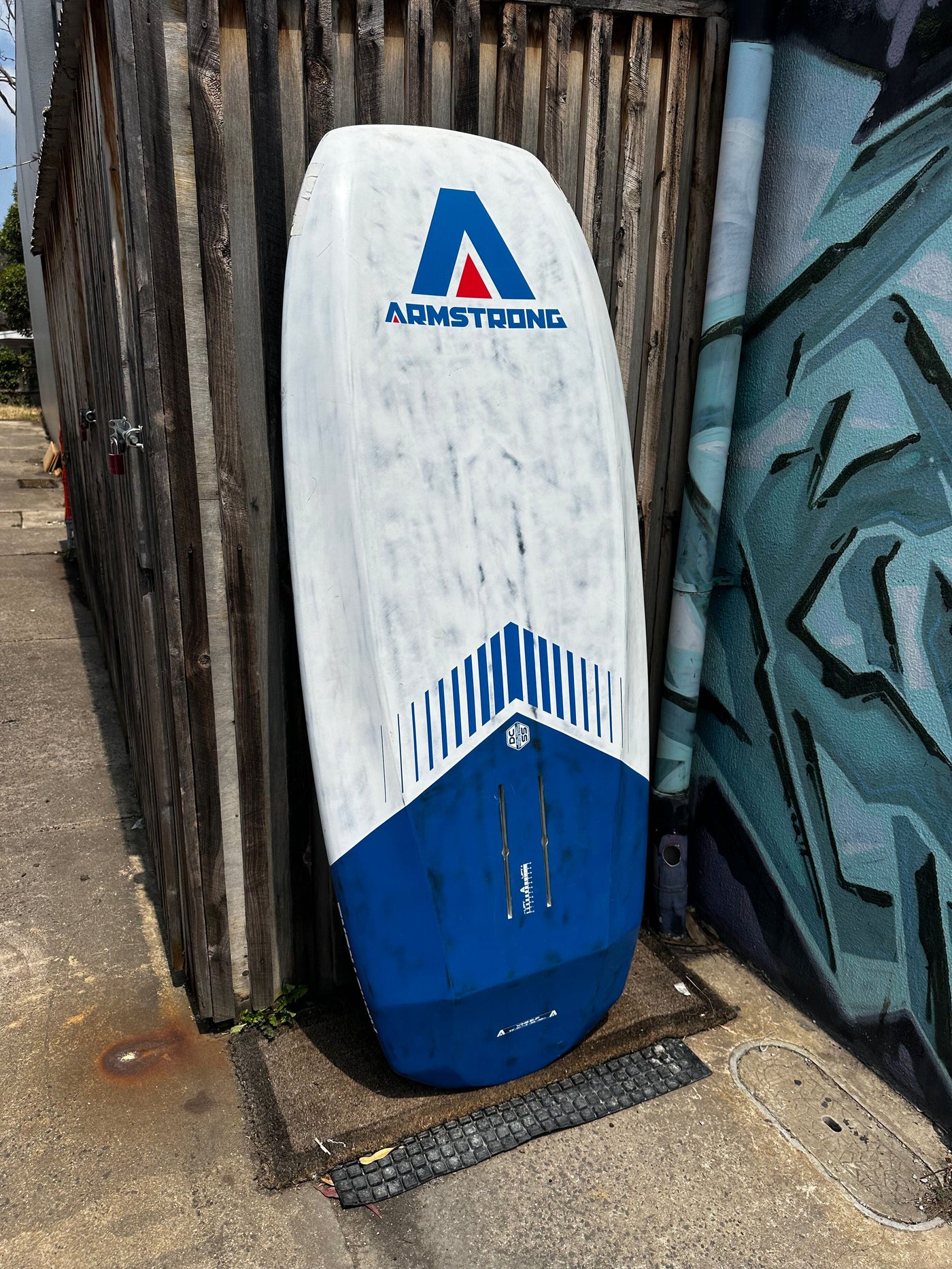 Used -  Armstrong Wing board V1  DC 6'6" @ 132L