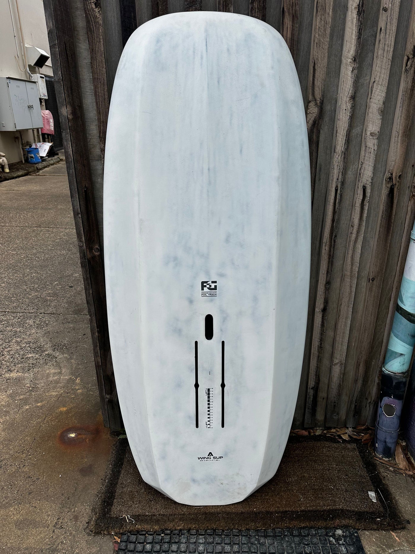 Used -  Armstrong Wing FG board V2  DC 5'5" @ 88L